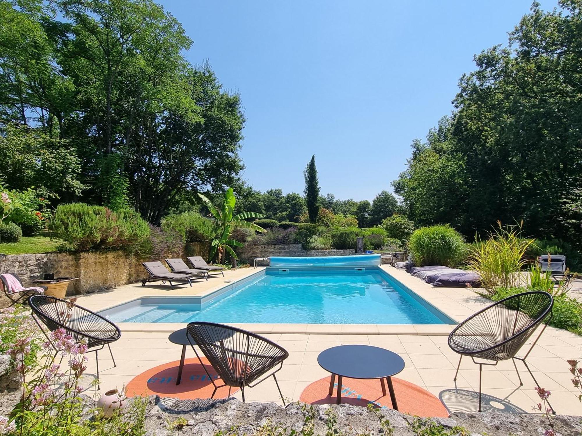 La Loge Du Grand Cedre, Gite De Charme Villa Fontcouverte  Exterior photo